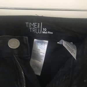 Time and True Capri. 3 / $12- Bundle & Save!